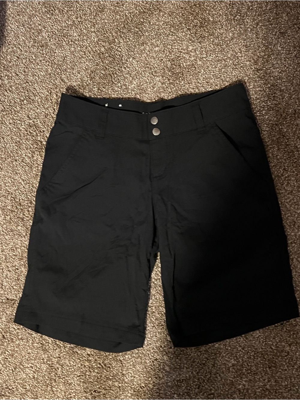 Columbia Omni-Shield Black Hiking/Outdoor Shorts Women's Size 4